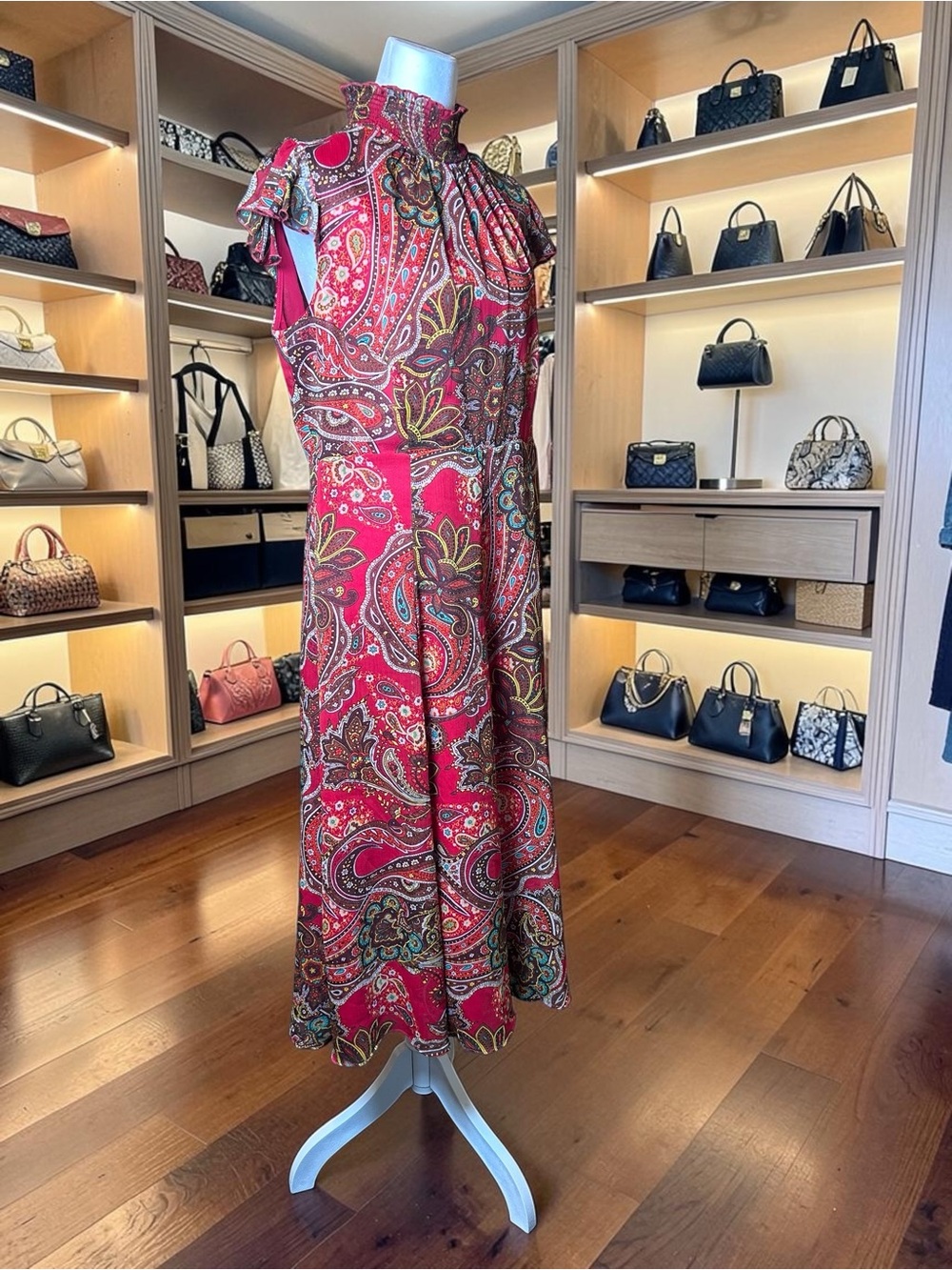Tommy Hilfiger Paisley Maxi Dress
Size 12 - Picture 10 of 13